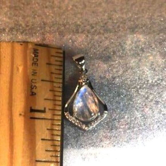 Moonstone Pendant - Picture 3 of 3